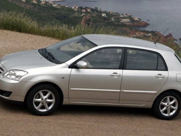 Toyota Corolla 2002-2007 (кузов 120)