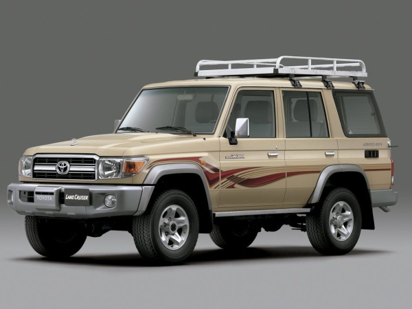 Toyota Land Cruiser 70 (2007-)