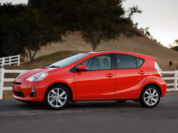 Toyota Prius C 2012-2019